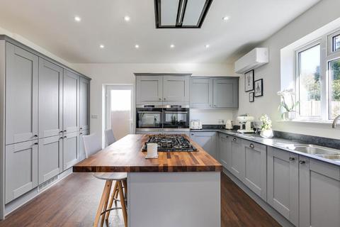 50 Essendene Road, Caterham, CR3 5PA