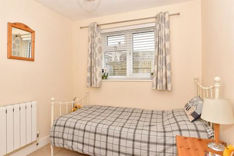 2 Lydos Close, Lydd On Sea, Romney Marsh, TN29 9NY