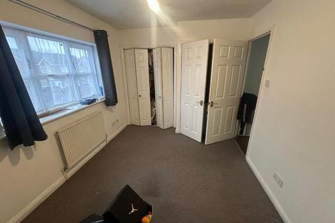 3 bedroom house to rent, blessing way, Barking, London, IG11 0XG