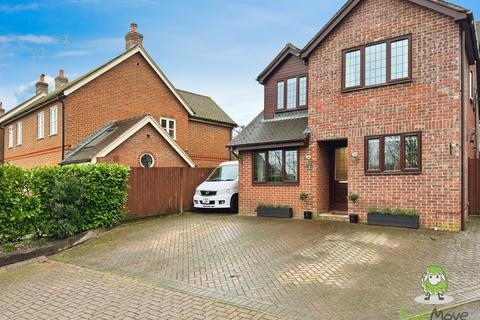 4 bedroom detached house for sale, CHESTNUT BANK, THE STREET, BASINGSTOKE, HAMPSHIRE, RG24