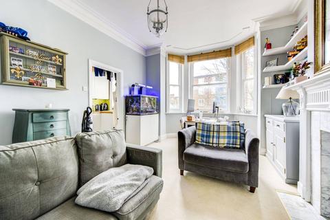 2 bedroom flat to rent, Fulham Road, Parsons Green, London, SW6