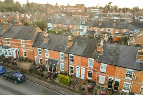 2 bedroom terraced house for sale, Cardigan Road, Reading