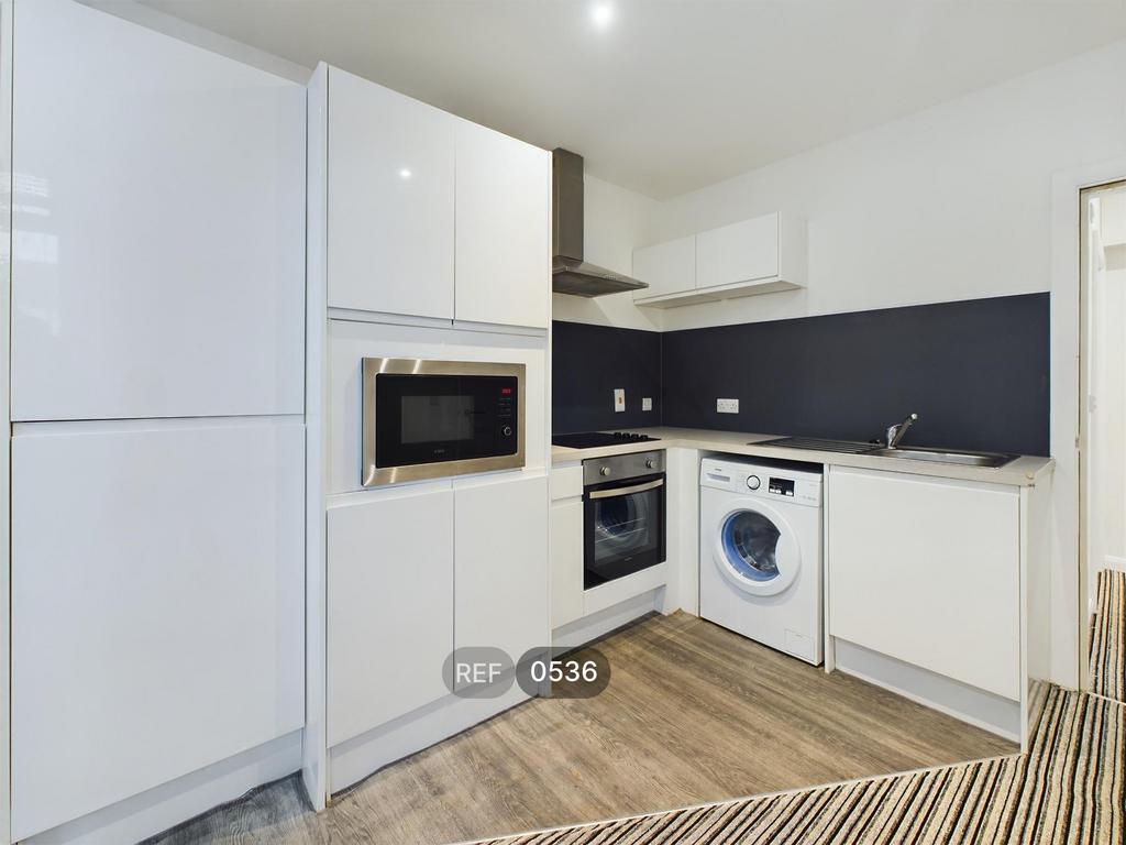Kitchen &amp; Living area
