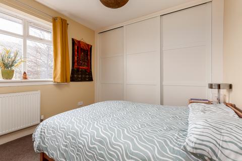 12 Drum Brae Walk, Edinburgh, EH4 8DG