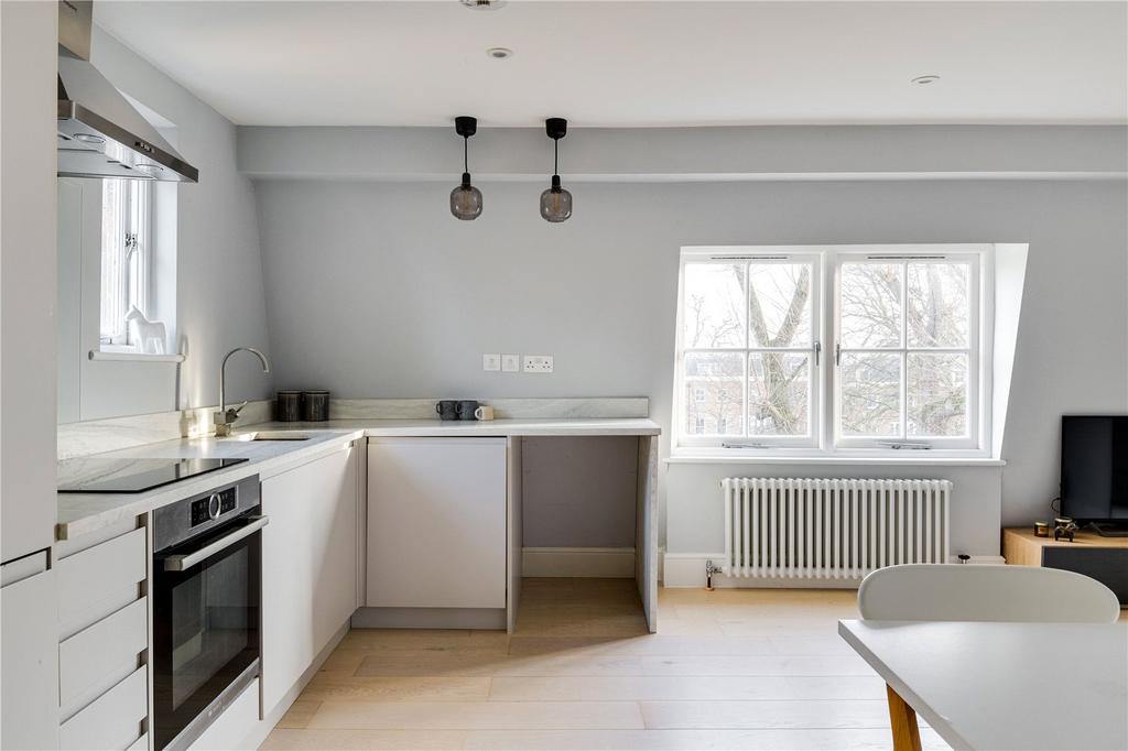 Clapton Square, E5