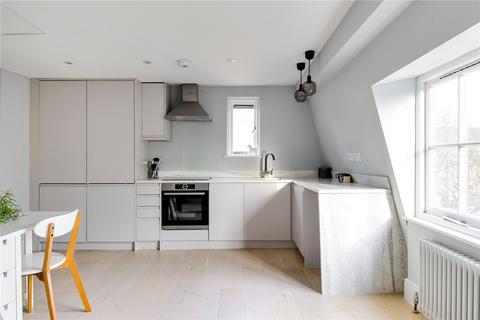 Flat E, 15 Clapton Square, London, E5 8HP