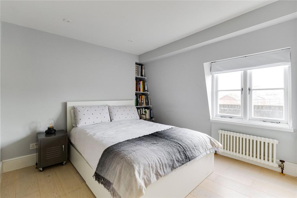 Clapton Square, E5