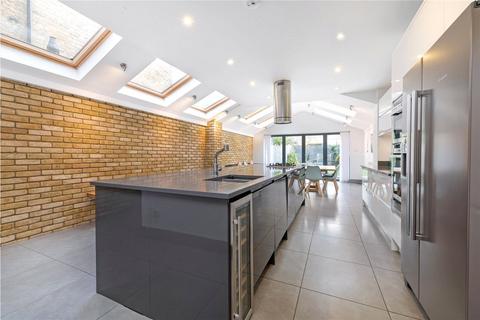 77 Tranmere Road, Earlsfield, London, SW18 3QP