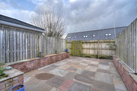 27 Magdalene Way, South Molton, EX36 4FH
