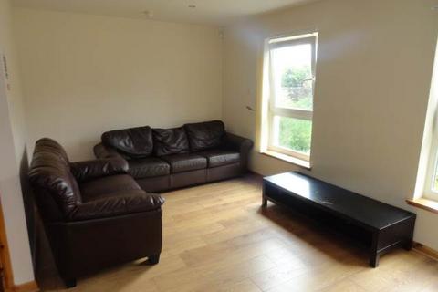 5 bedroom house to rent, 11 Friary Gardens, ,