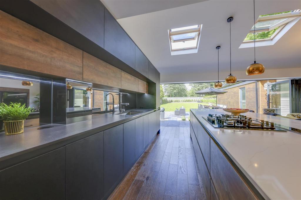 Kitchen Alt 3 JPG
