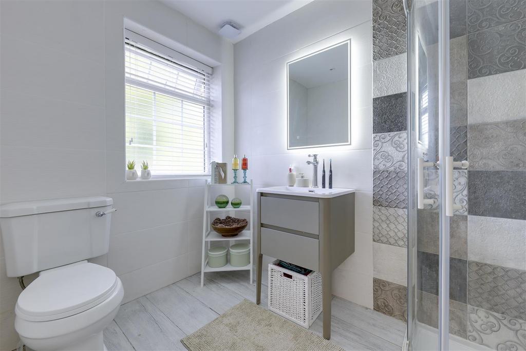 En suite 4.JPG