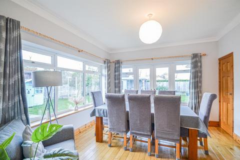 37 Beechways, Appleton, Warrington, WA4 5ER