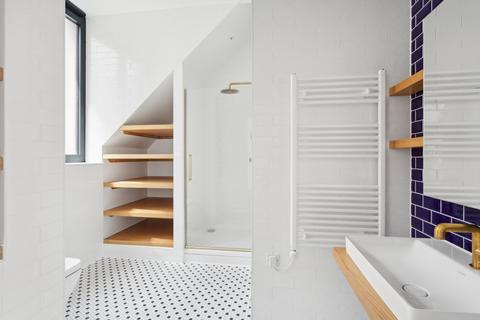 undefined, Goodluck Hope, Orchard Place, London, E14