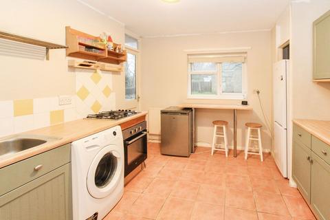 23 Jesuit Close, Canterbury, CT2 7DB