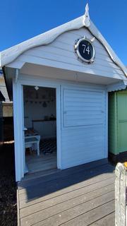 Chalet for sale, Walton on the Naze CO14