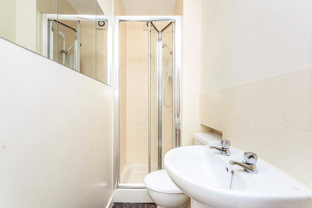 Shower Room / WC