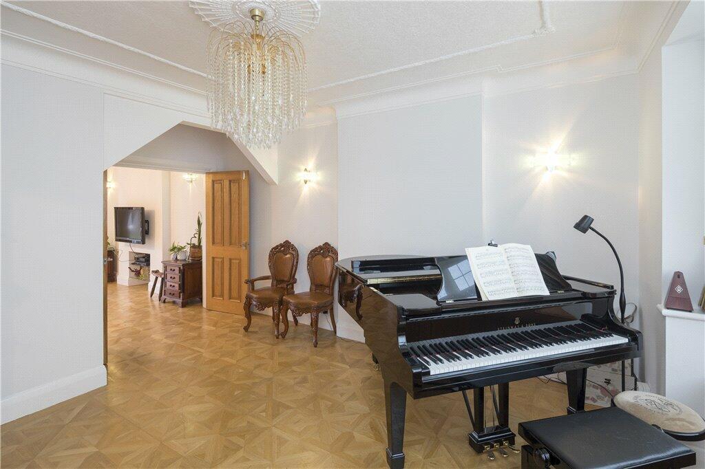 Picture No. 36
