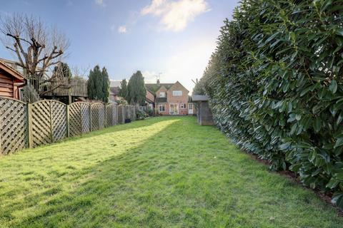 4 bedroom semi-detached house for sale, Penn Road, High Wycombe HP15