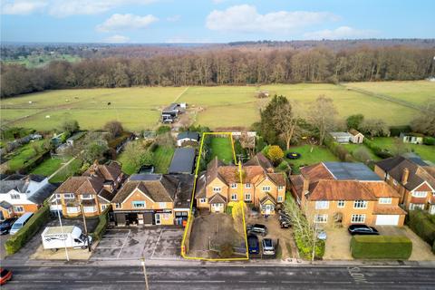 undefined, Penn Road, High Wycombe HP15