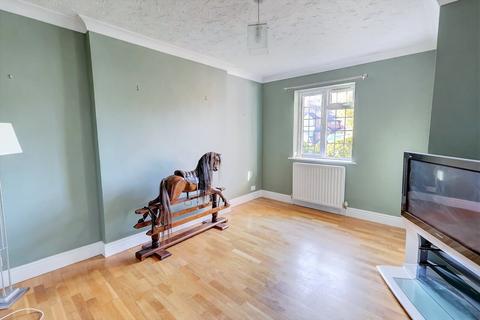 undefined, Penn Road, High Wycombe HP15