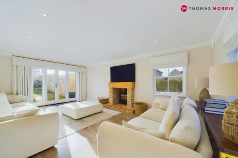 5 bedroom detached house for sale, Poppy Crescent, Royston SG8