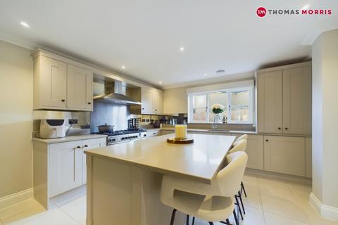 5 bedroom detached house for sale, Poppy Crescent, Royston SG8