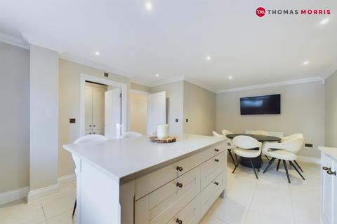 5 bedroom detached house for sale, Poppy Crescent, Royston SG8