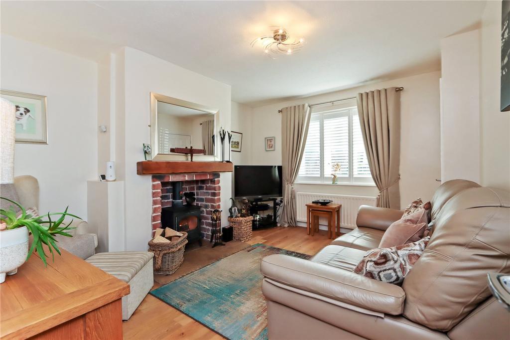 Living Room Pic 1