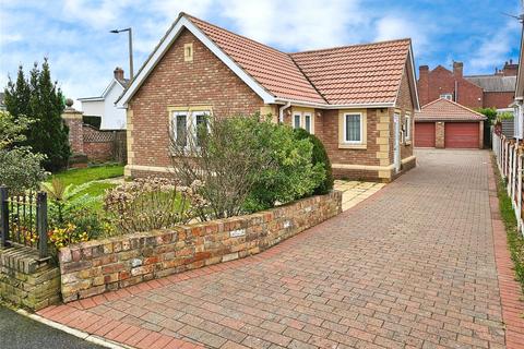 3 bedroom bungalow for sale, Badgers Holt, Doncaster DN3