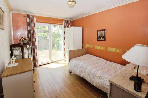 undefined, Tyne Close, St. Helens WA9