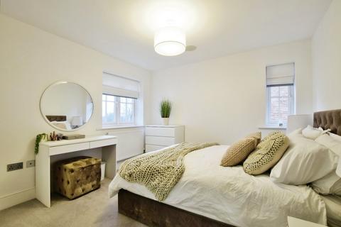 38 Bletchley Park Way, Wilmslow, SK9 2EH