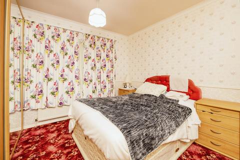 4 bedroom bungalow for sale, Linden Avenue, Lincoln LN4