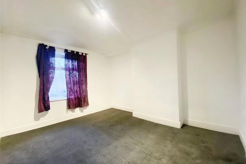 3 bedroom terraced house to rent, Ashfield Terrace, West Yorkshire BD16