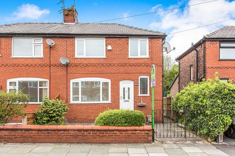 3 bedroom semi-detached house to rent, Manor Road, Manchester M27