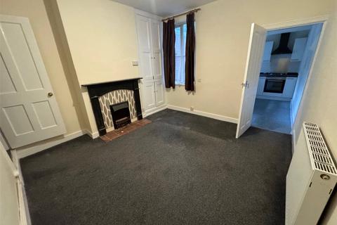 2 bedroom terraced house to rent, Wolverhampton Road, Wolverhampton WV10