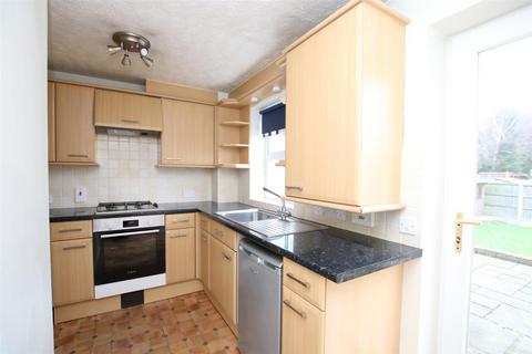 3 bedroom house to rent, Delius Gardens, Horsham