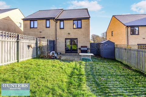 3 bedroom semi-detached house for sale, Dean House Gate, Allerton, Bradford, West Yorkshire, BD15 8HF