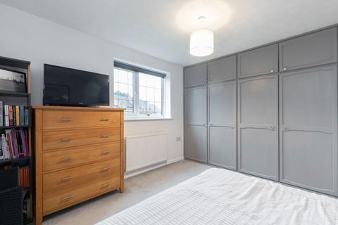 26 Chapman Way, Cheltenham, GL51 3NE
