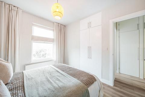 34c Boston Park Road, Brentford, TW8 9JF