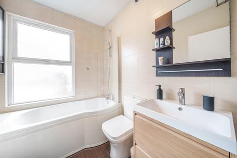 34c Boston Park Road, Brentford, TW8 9JF