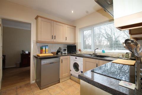 4 bedroom semi-detached house for sale, Compton Road, Stourbridge