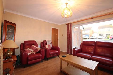 4 bedroom semi-detached house for sale, Compton Road, Stourbridge