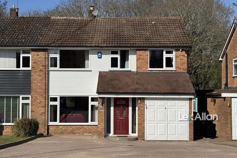 4 bedroom semi-detached house for sale, Compton Road, Stourbridge