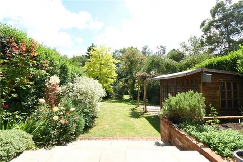 undefined, London Road, Hampshire RG27