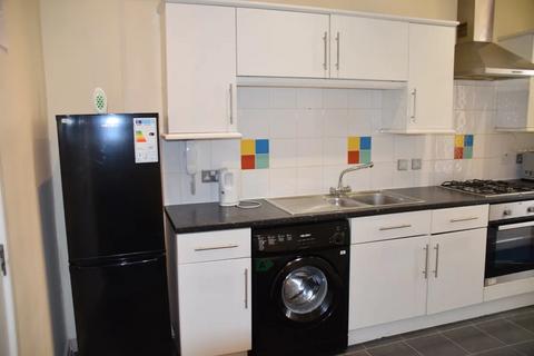 2 bedroom ground floor flat to rent, 58B Burford Road, 58B Burford Road, Nottingham NG7