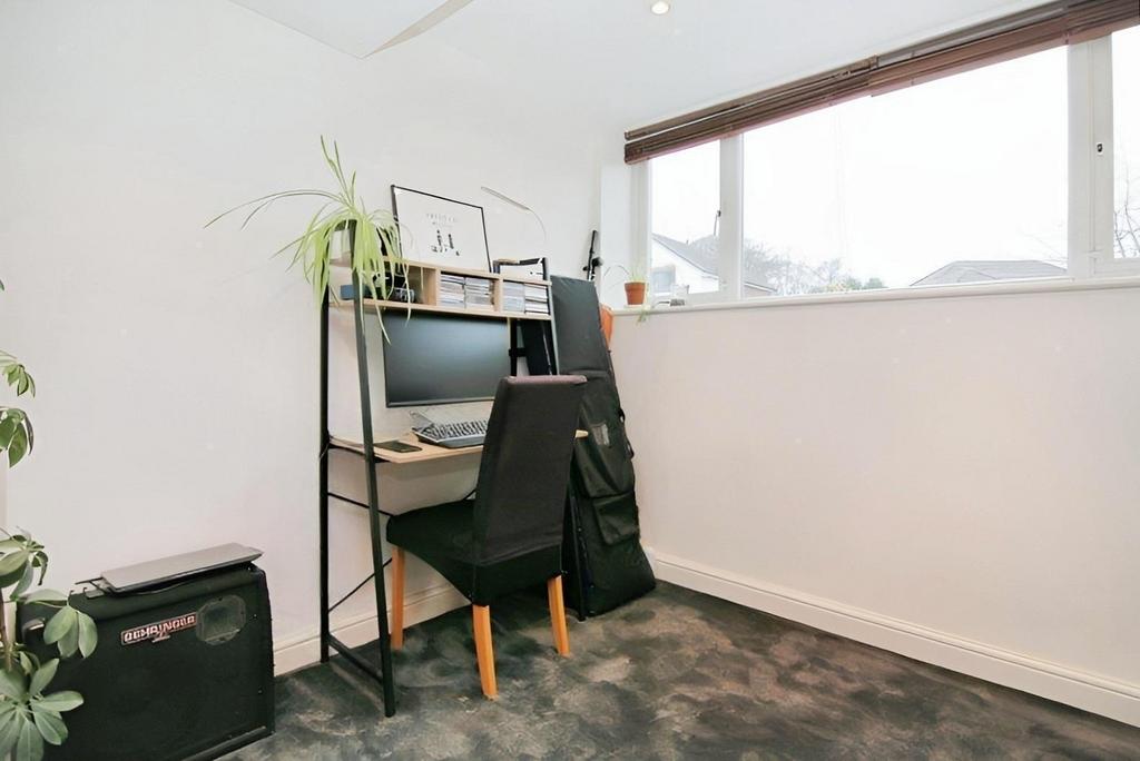 Music room / bedroom