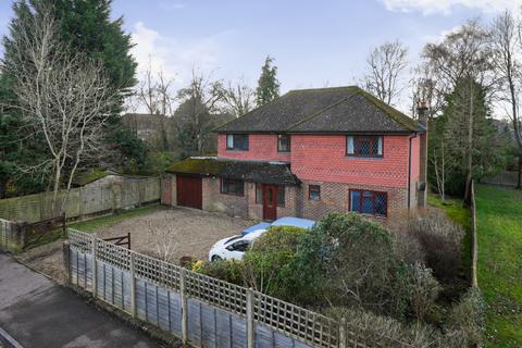 4 bedroom detached house for sale, Fettes Road, Cranleigh, GU6