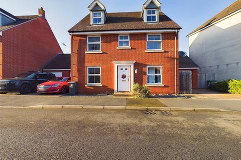 5 bedroom detached house for sale, Linton Avenue Kingsway, Quedgeley, Gloucester, GL2