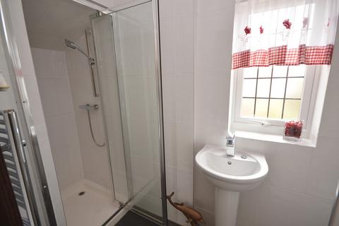 35 Church Lane, Chessington, KT9 2DN